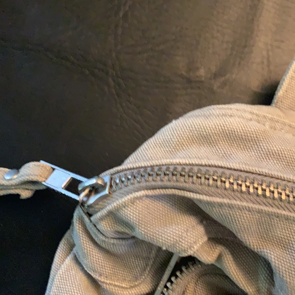 Pocketbook - Picture 5 of 5